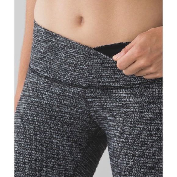 Lululemon Wunder Under Pant III Coco Pique Black White - low to mid rise - Picture 3 of 10